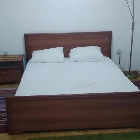 Apartment Apartman Adis *