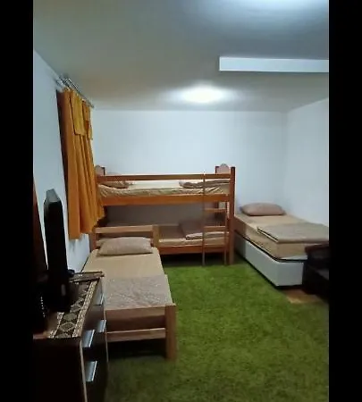 Apartman Adis Apartment